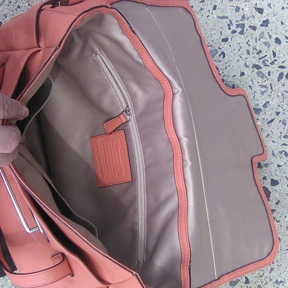 Authentic Coach Elise NWOT plz read below - Picture 9 of 9